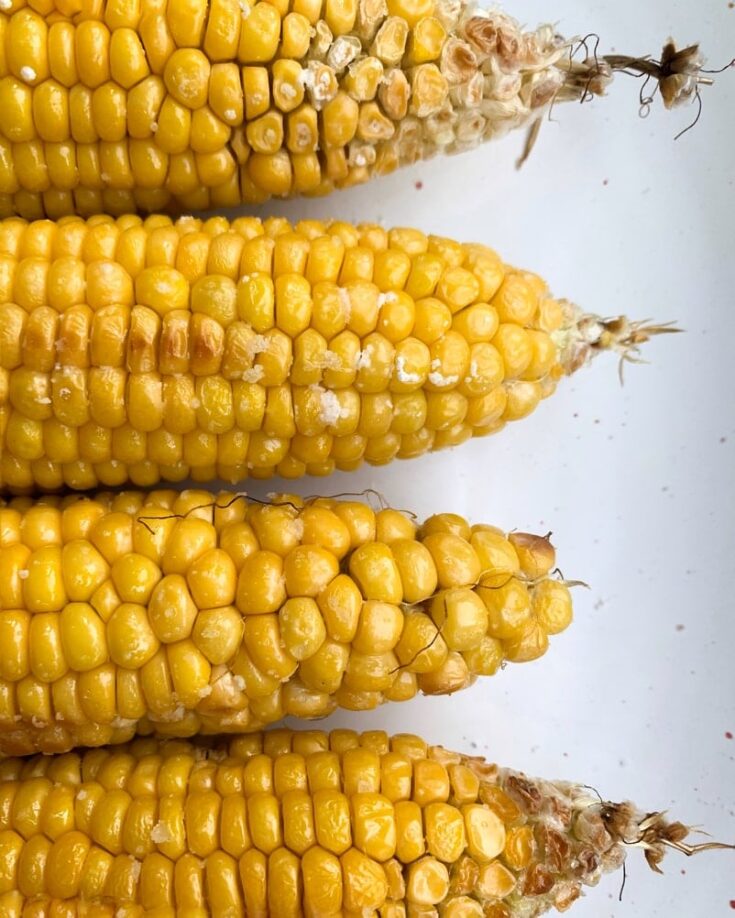 How to microwave corn on the cob without husks