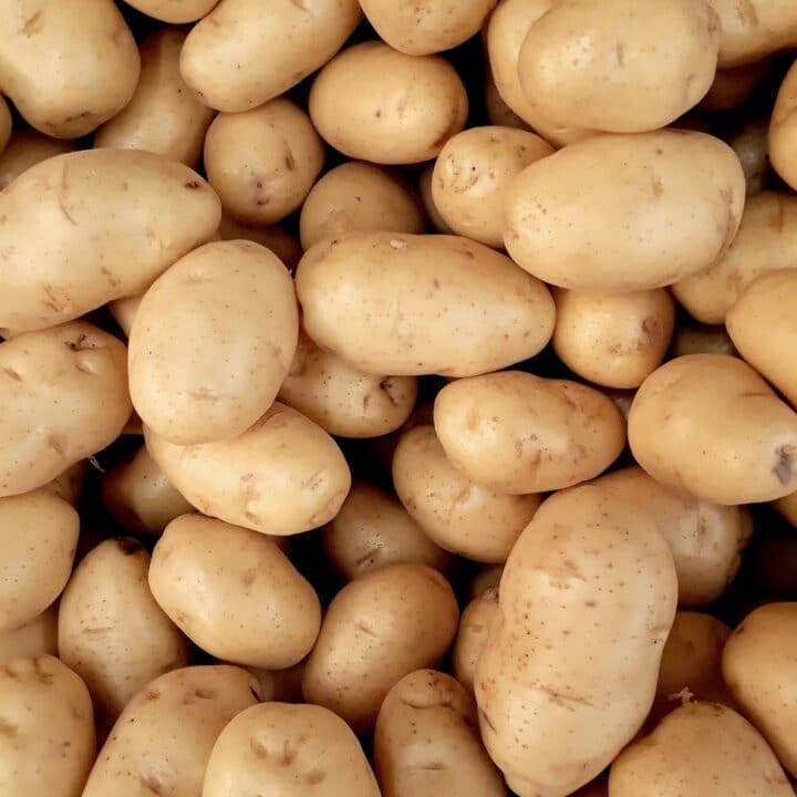 How to Reheat Potatoes in Microwave