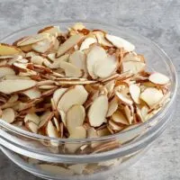 Best way to toast sliced almonds in microwave