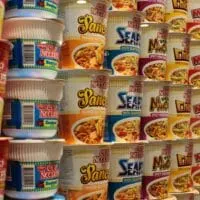 Does microwaving cup noodles cause cancer