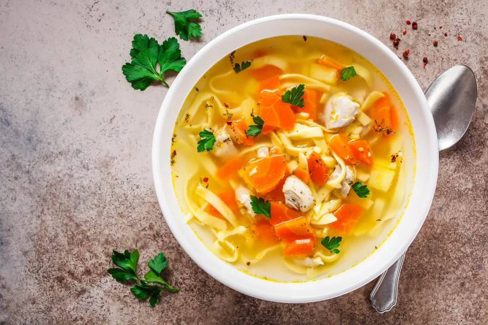 How to reheat chicken noodle soup in microwave.